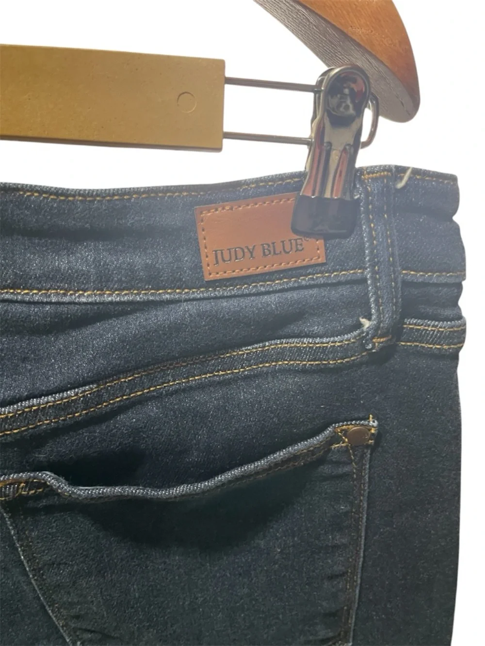 Judy Blue Dark Wash Wide Leg Cropped Jeans 15/32 - Picture 4 of 12